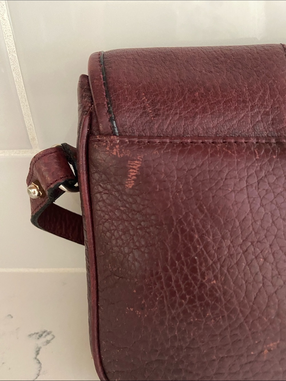Vintage Etienne Aigner Burgundy Leather Crossbody Bag Horsebit Medallion Purse - Picture 12 of 16